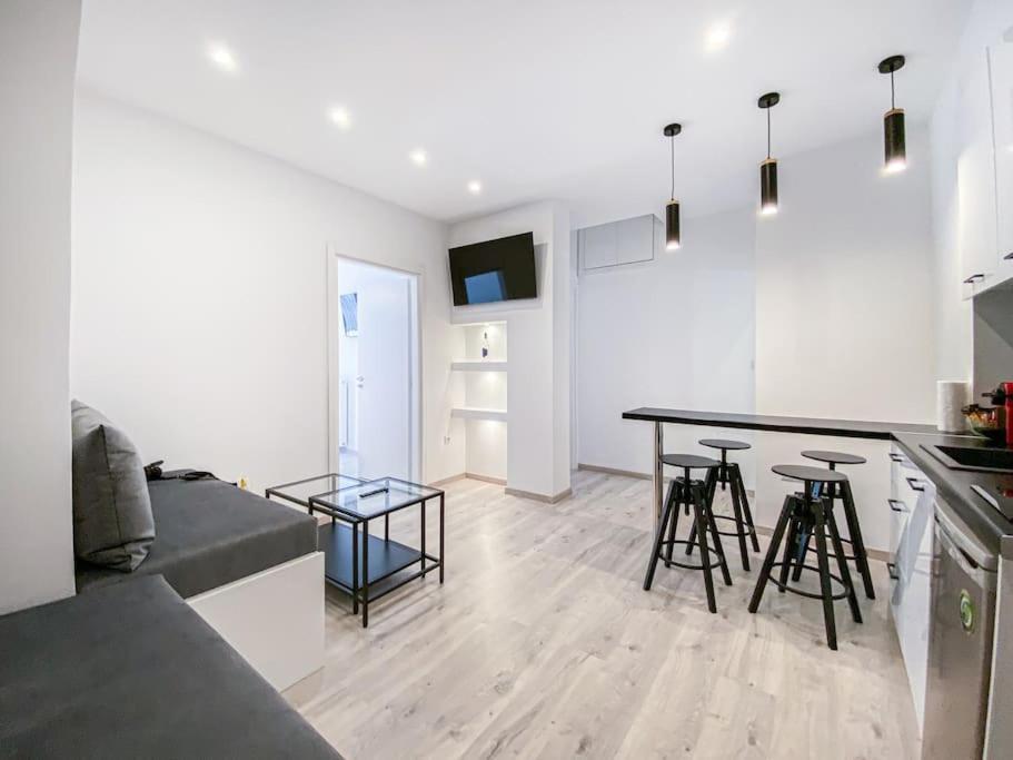 Syntagma Square, 60Sqm Platinum Suite Athènes Extérieur photo