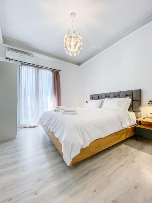 Syntagma Square, 60Sqm Platinum Suite Athènes Extérieur photo